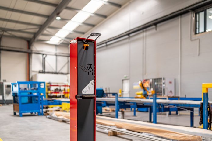 dispensere de dezinfectare maini